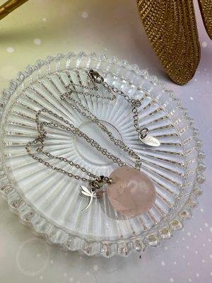 Pendentif en quartz rose sur chaîne argentée avec libellule – bijou apaisant et harmonisant LiluBelle