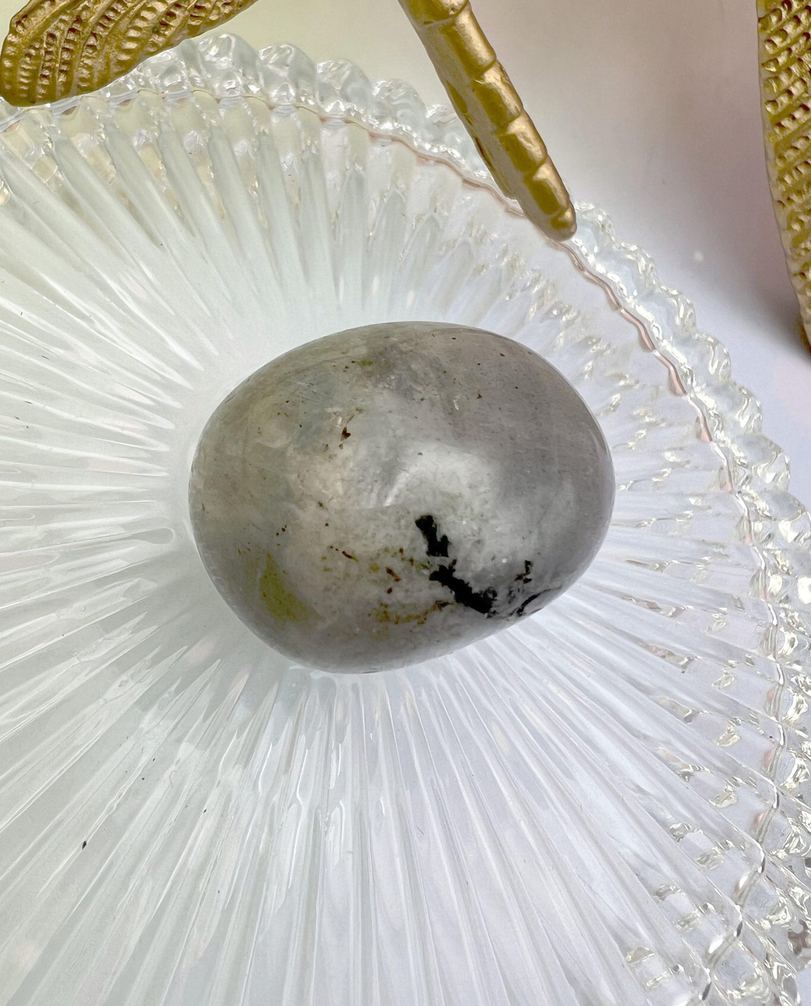 Pierre roulée Labradorite - Bouclier lumineux des émotions – Image 3